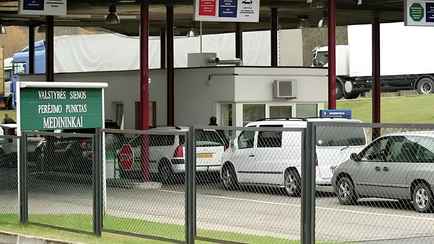 Литва решила закрыть границу с Беларусью для перегонщиков авто? Узнали, что известно