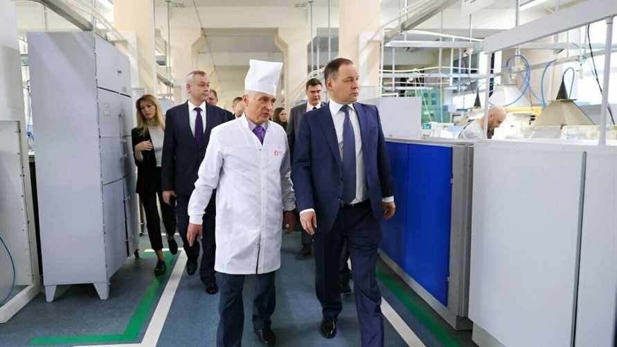 "Хотя бы в порядке эксперимента" — Головченко предложил вернуться на белорусских заводах к советской практике