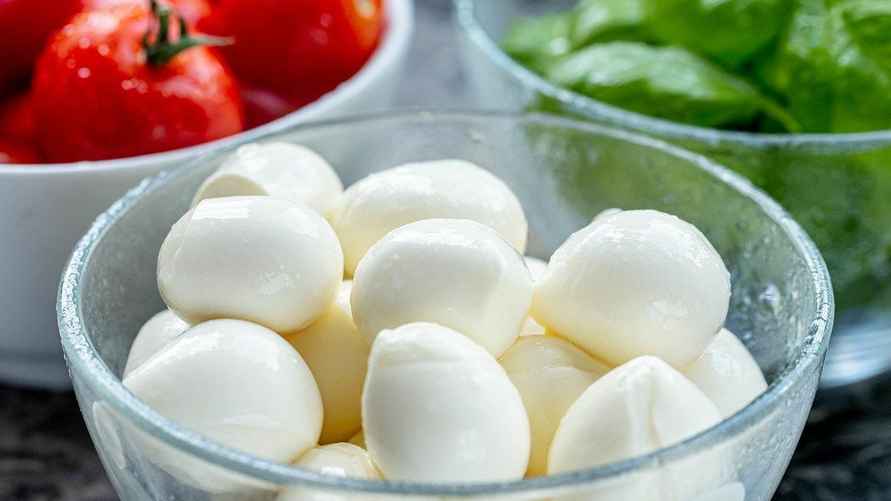 Итальянский сыр "Моцарелла"