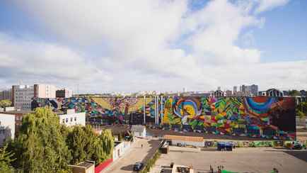 Угадайте белорусский город по муралу. А в каком был нарисован самый большой в мире?