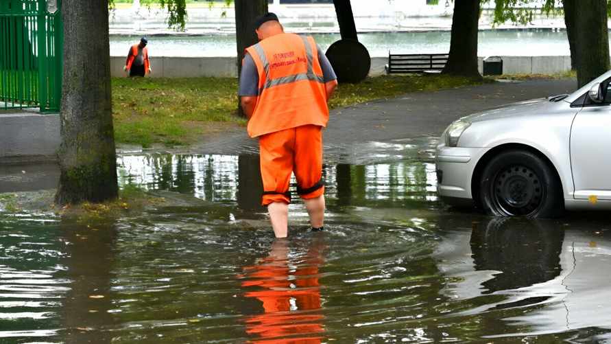 Синоптики пообещали белорусам "более солидный фронт" на выходных. Где пройдут ливни и грозы?