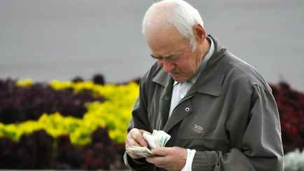 Лукашенко пообещал повысить пенсии 180 белорусам. Кто входит в эту категорию?