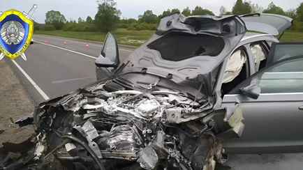 Под Пинском столкнулись четыре автомобиля — погибла семейная пара