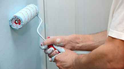 В ЖКХ показали, за что и сколько белорусы обязаны заплатить во время ремонта подъезда