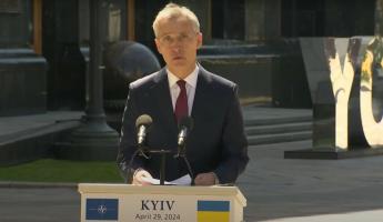 «Законное место Украины — в НАТО» — Столтенберг прилетел в Киев с неанонсированным визитом. Зачем?