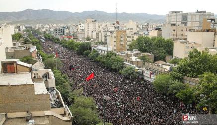 На похороны президента Ирана пришли миллионы людей