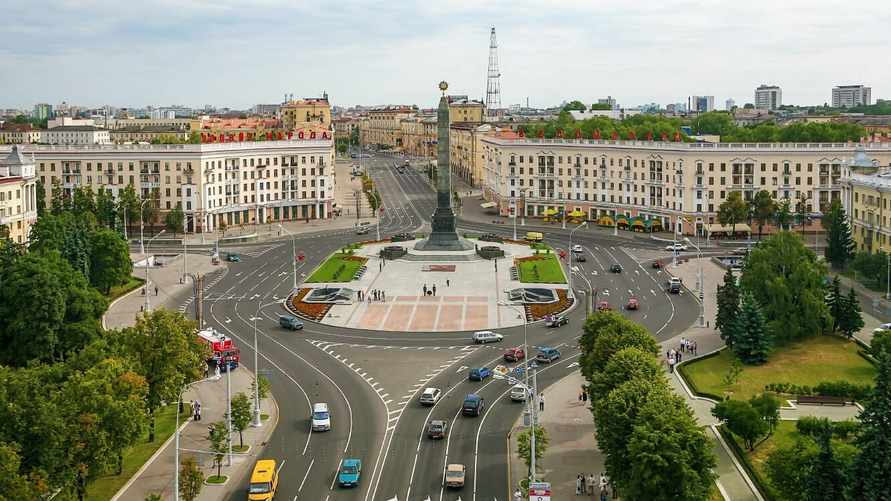 В МВД назвали места в Минске, где ограничат движение транспорта 9 мая. А какие изменения для пользователей метро?