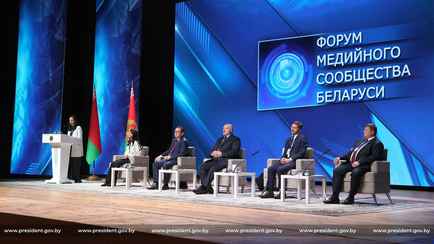 «Надо усиливать пропаганду» — Лукашенко потребовал «не засорять» телевидение «кровавыми и пошлыми сюжетами»