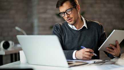 БФФПП и ниже штрафы. В Минэкономики решили на карточках объяснить, почему белорусским ИП надо стать МСП