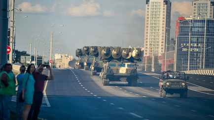 Каждый вторник и четверг. Минобороны предупредило об ограничении движения в Минске из-за колонн военной техники. Где именно?