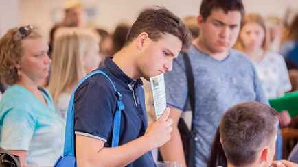 Вице-премьер Петришенко назвал количество мест для олимпиадников в белорусских вузах в 2024 году