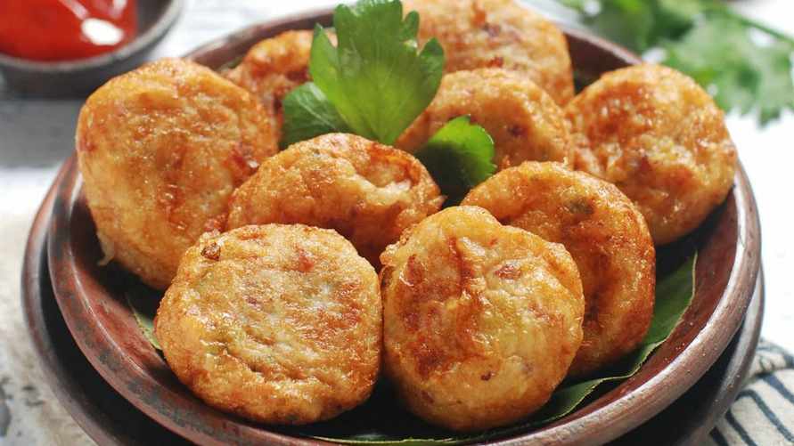 Вкуснее, чем колдуны. Этот рецепт картофельных крокетов потеснит любимые блюда. Как приготовить?