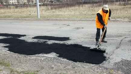 МВД Беларуси запустило единый номер для жалоб на дороги. В какие часы можно звонить?