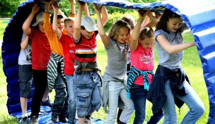 «Не собираемся ничего запрещать, но…» — В Беларуси пообещали провести «жесткий мониторинг» частных детских лагерей