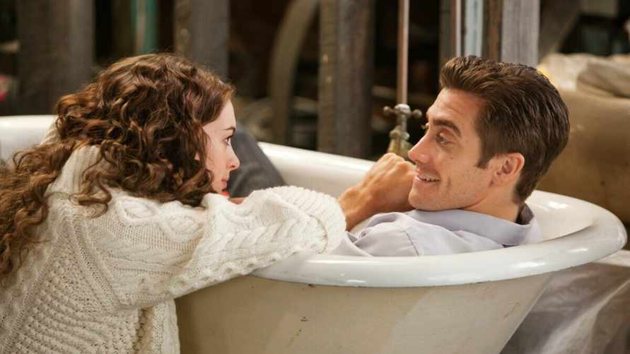 Кадр из фильма "Любовь и другие лекарства"