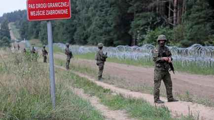 «Надо было сделать 2 года назад» — В Минобороны Польши пообещали увеличить «военное присутствие» на границе с Беларусью