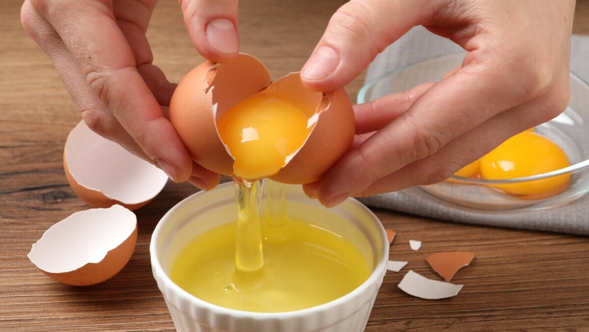 Как по-новому приготовить яйцо на завтрак? Попробуйте этот рецепт в стакане
