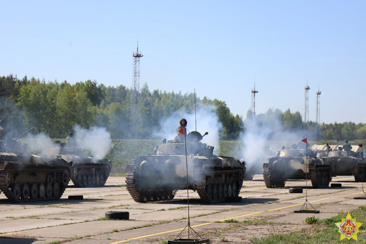 Минобороны пообещало впервые привезти на парад в Минске ракетные комплексы "Искандер-М"