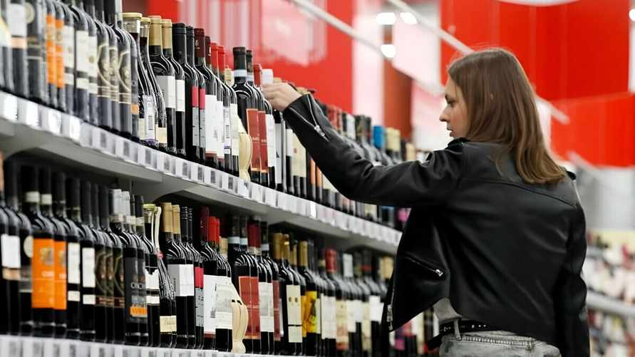 МАРТ поднял цены на алкоголь в Беларуси из-за "роста материальных затрат". На сколько?