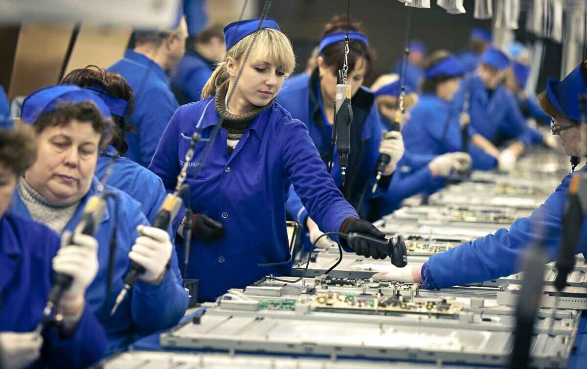 Юрист рассказала, должен ли работник искать себе замену при увольнении