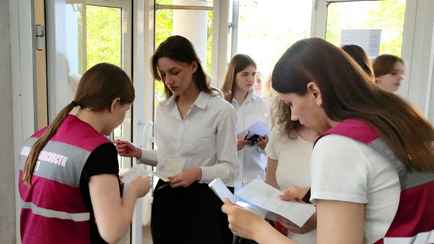 КГК Беларуси отправил контролёров в пункты проведения ЦЭ и ЦТ. Что проверяют?