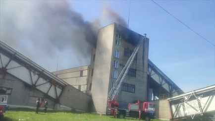 Под Солигорском на одном из крупнейших торфобрикетных заводов Беларуси вспыхнул пожар