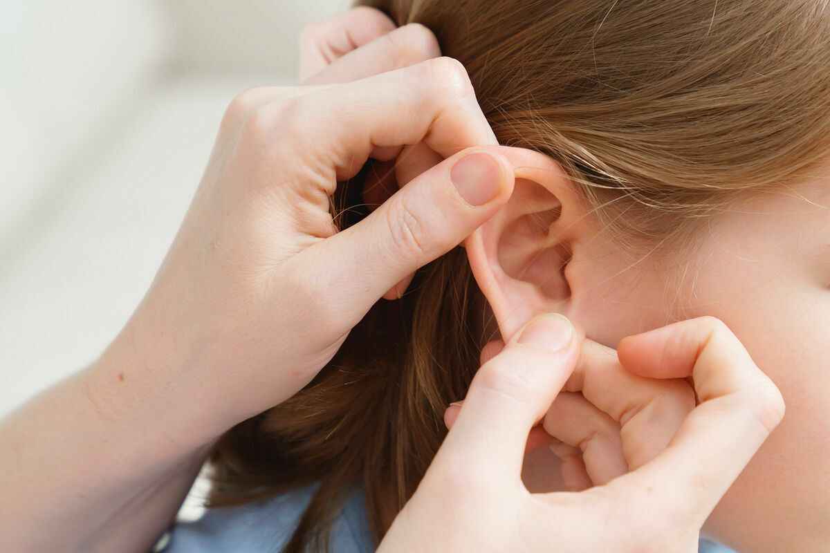 Как не навредить себе при чистке ушей? Многие допускают эту ошибку