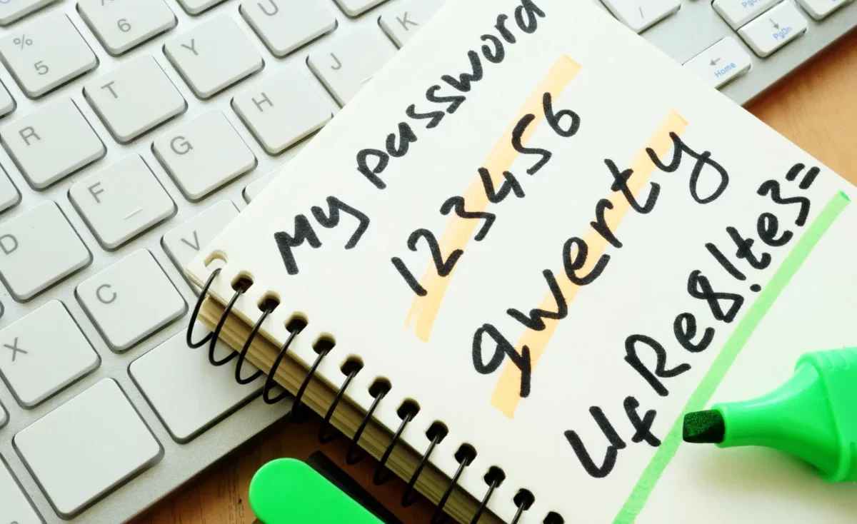 Почти у миллиона белорусов "утекли" данные с этих 3 сайтов. Где нужно срочно поменять пароль?