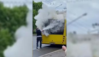 В Минске задымились два маршрутных автобуса МАЗ