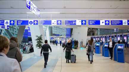 В аэропорту Минска задержали иностранца, который путешествовал, чтобы обворовывать пассажиров самолетов