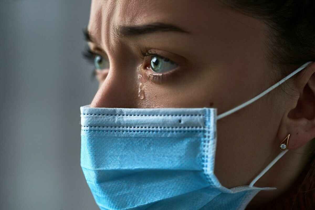 "Даже тем, у кого не было симптомов" — Исследователи посоветовали всем, кто болел коронавирусом, срочно сходить к офтальмологу