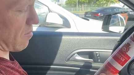 «Ты уверен, что там мясо?» — Белорус рассказал в TikTok о «качественной колбасе» за 10 рублей. Комментаторы не согласились.