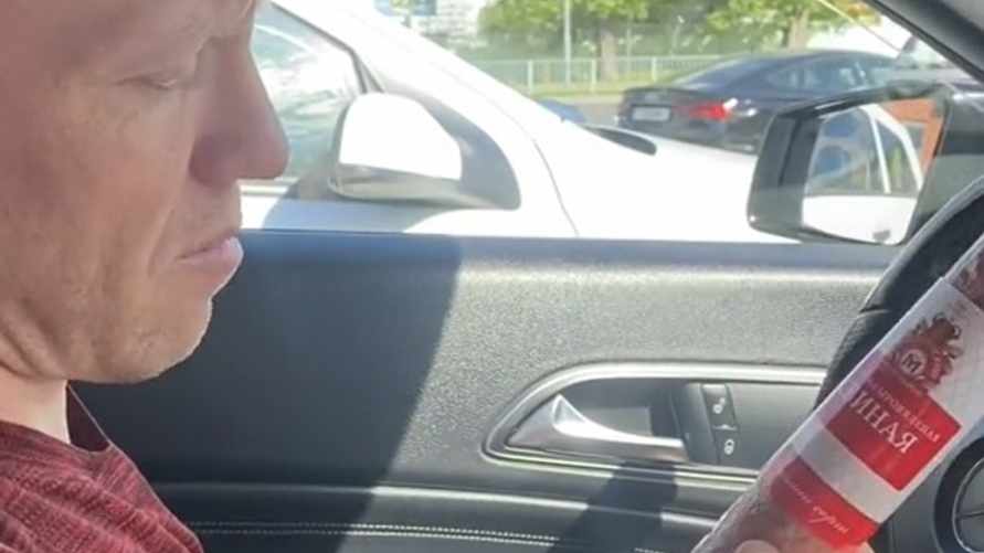 "Ты уверен, что там мясо?" - Белорус рассказал в TikTok о "качественной колбасе" за 10 рублей. Комментаторы не согласились.