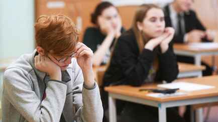 В Минобразования озвучили результаты второго ЦЭ. Сколько стобалльников по белорусскому, а сколько — по русскому?