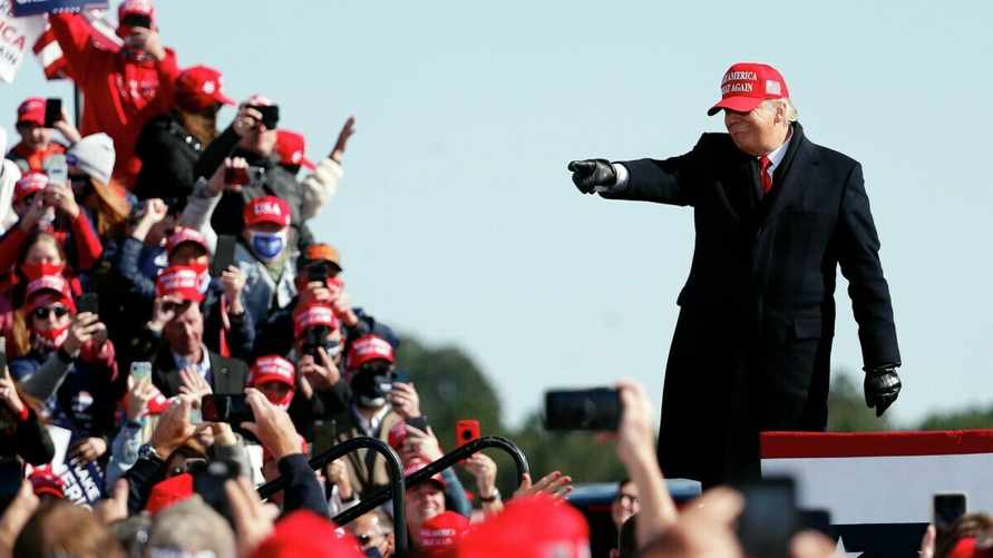 Трамп победит? В США опубликовали свежие данные социологических опросов