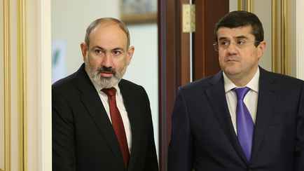 Власти Армении официально запретили поездки чиновников в Беларусь