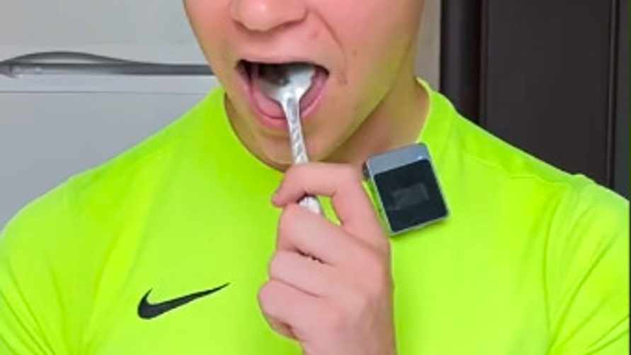 "Пот Бога" — Британец сравнил рогачёвскую и глубокскую сгущёнку. Какую выбрал?