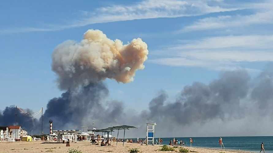 Отменят ли курортный сезон в Крыму? Собрали, что говорят в России о жертвах среди отдыхающих и прогнозах на будущее