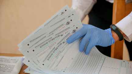 Только одна «сотка». В Минобразования назвали результаты последних дней ЦЭ и ЦТ. Сколько всего «стобалльников»?