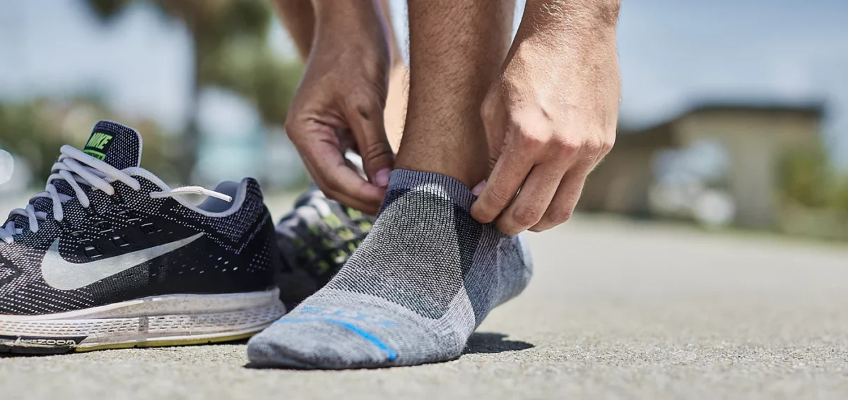 Как бороться с потливостью ног в жару? Сделайте так — и забудете о запахе и грибке