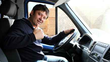 Зарплата от 4000 рублей. Какие из предприятий Беларуси приглашают на работу водителей, штукатуров и плотников?