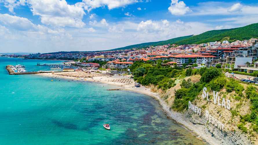 Белорусские турфирмы возобновили автобусные туры в Болгарию. Что по ценам?