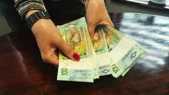 Доходы белорусов стали расти чуть медленнее — данные Белстата