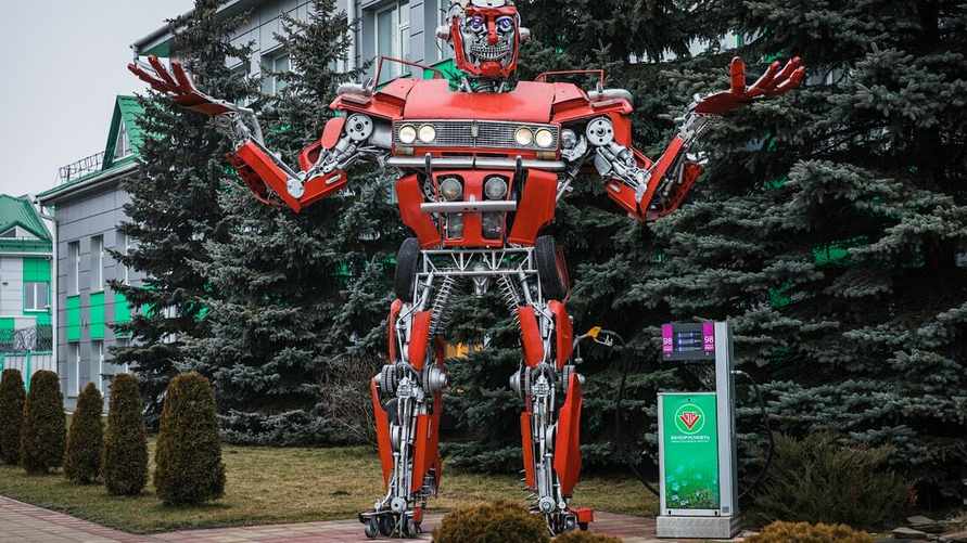 «Наиболее щадящий способ» - В «Белнефтехиме» объяснили, почему цены на бензин решили повышать на копейку в неделю