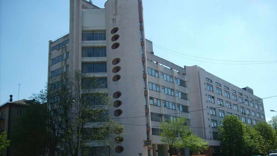 "Студенты в шоке" - Еще один вуз в Минске объявил о своем закрытии. Что будет с обучающимися?