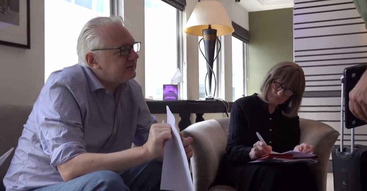 Скриншот видео WikiLeaks