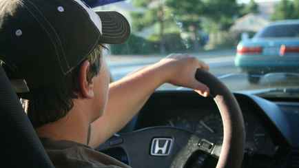 Как сэкономить на заправке авто? Зная эти трюки, можно уменьшить расход топлива на 30 процентов