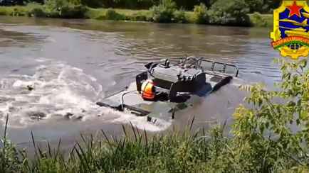 Госкомвоенпром показал испытания белорусского бронетранспортера V-2 от МЗКТ