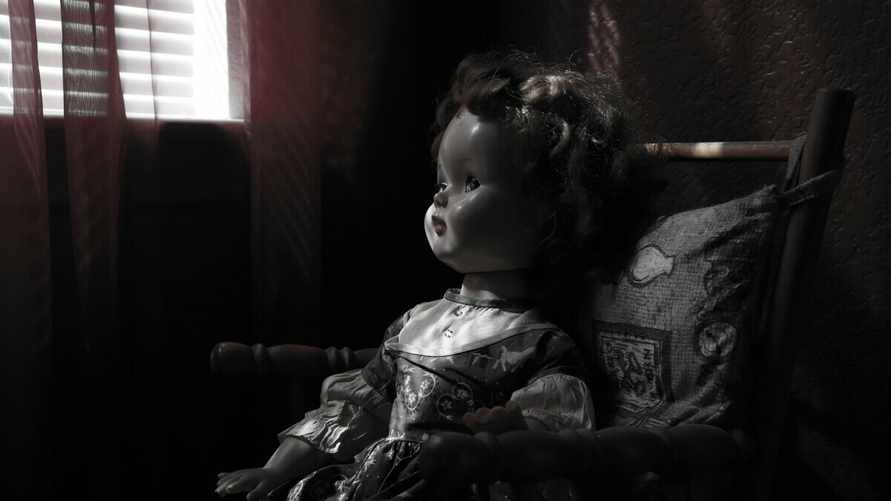 В Гомеле умерла 11-летняя девочка, мать которой продала квартиру и собиралась уехать в США к Мэрилину Мэнсону