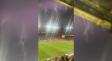«Тор вернулся?» — В Германии футбольный матч Евро-2024 прервали из-за мощного шторма с градом и молниями
